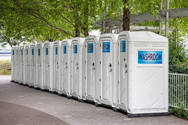 Best Restroom trailer rental cost  in Naples, UT