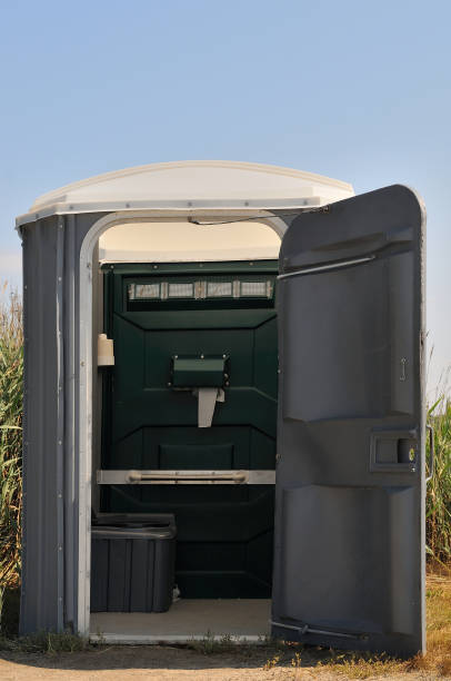Best Affordable portable toilet rental  in Naples, UT